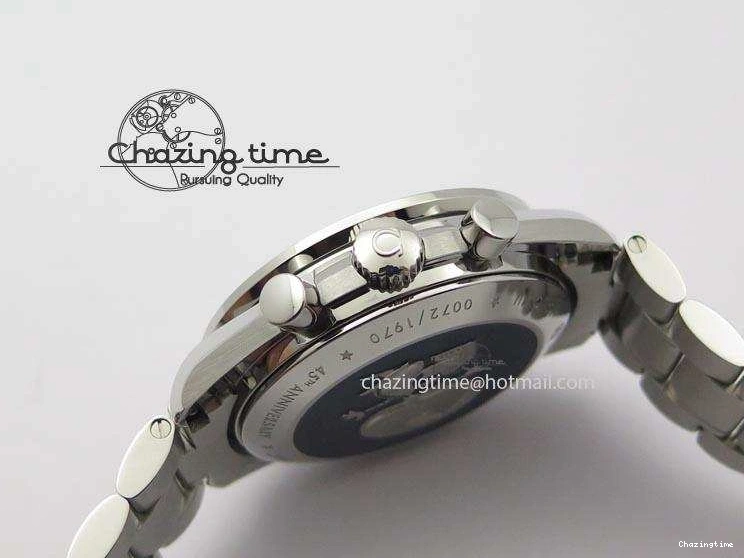 1223 Efficient Speedmaster JHF SS Snoopy Award 45th Anniversary White dial On SS Bracelet 8239